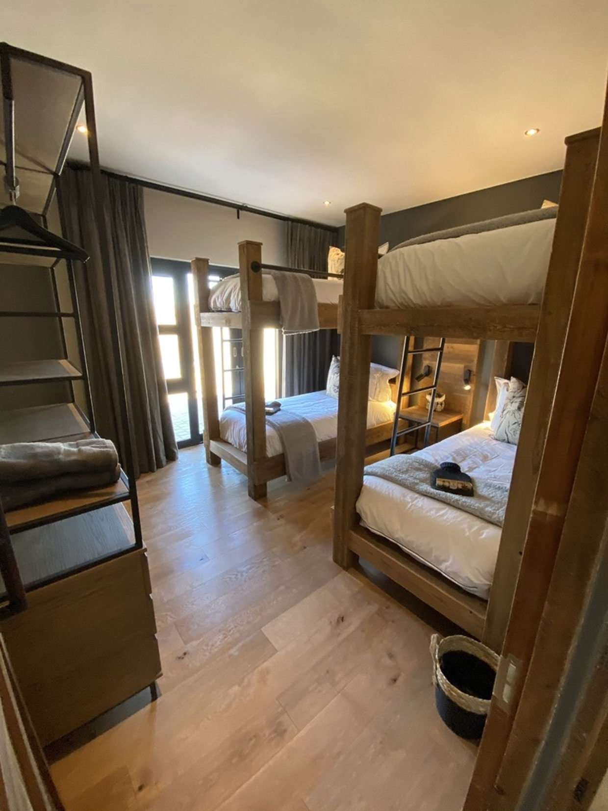 Dull Stroom with wide plank flooring