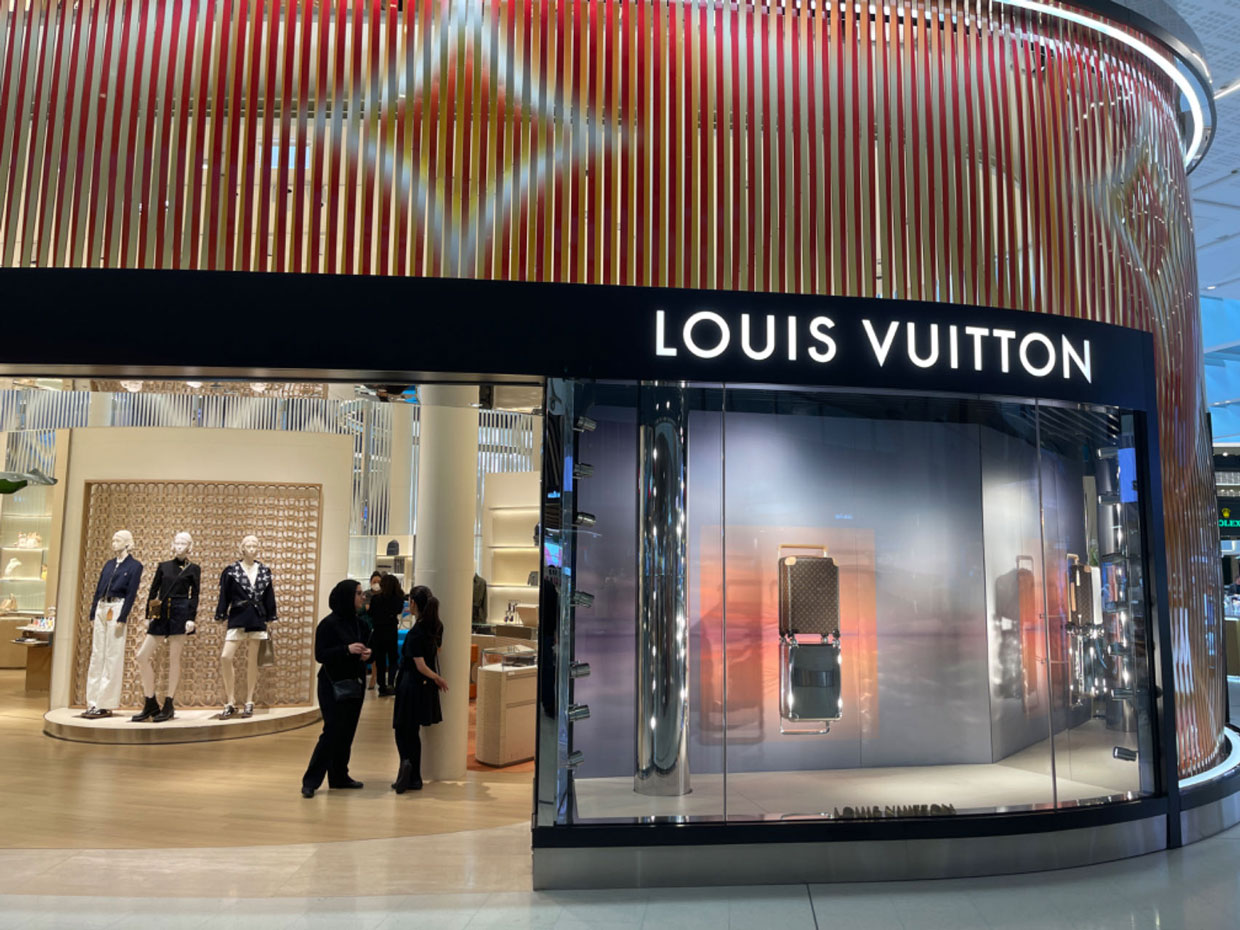 Louis Vuitton LAX — photo 2