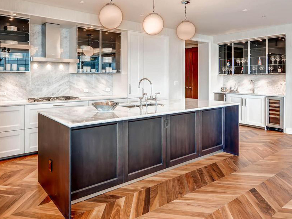 Four Seasons Residences — photo 3
