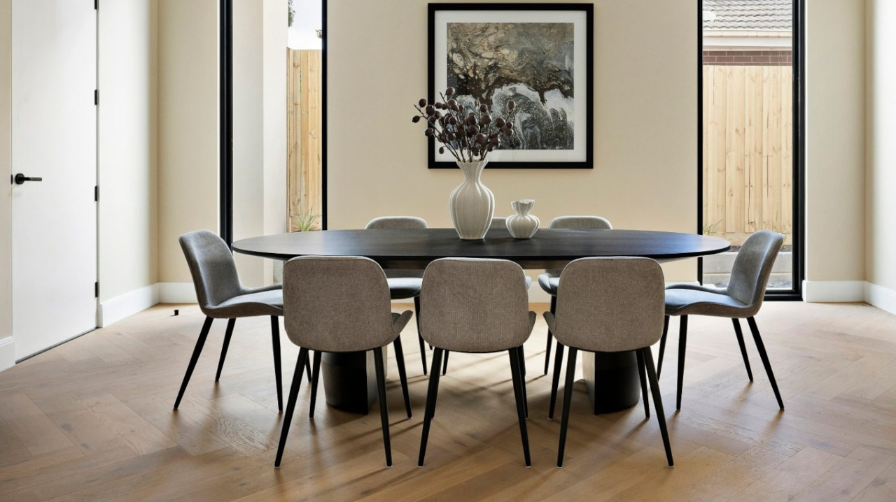 The Herringbone House — photo 2
